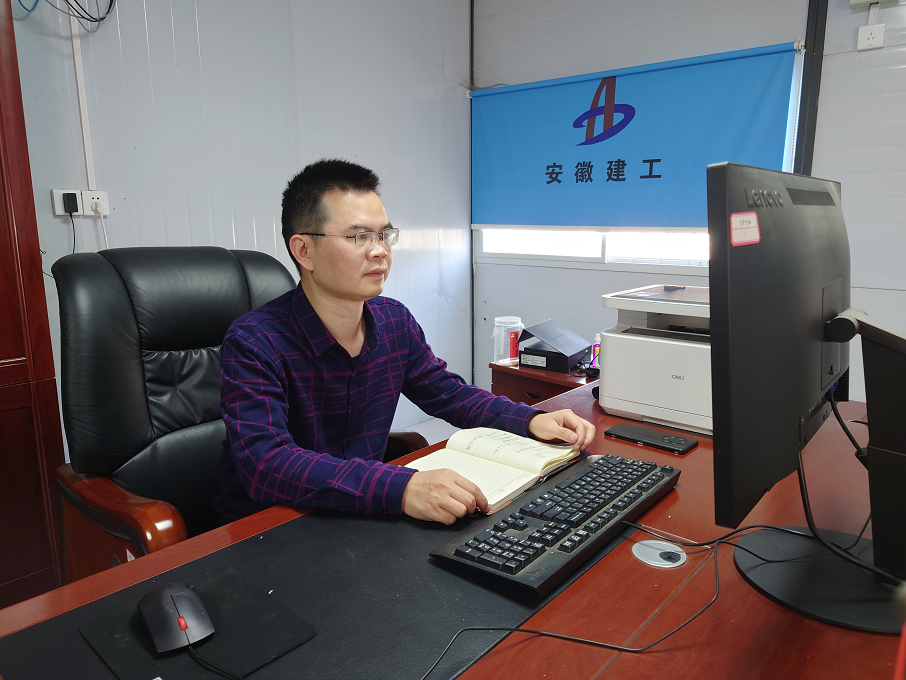 基層職工熱議黨的二十大系列報(bào)道（五） ：攻堅(jiān)克難、奮勇前行，向公司交出一份份高質(zhì)量答卷！